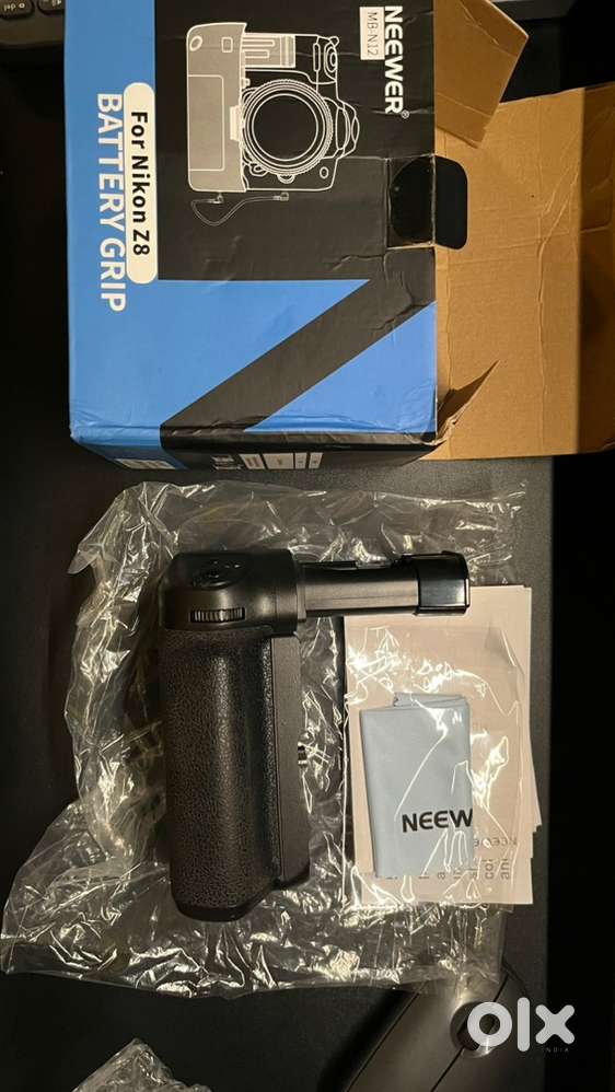 Neewer Battery Grip for Nikom Z8
