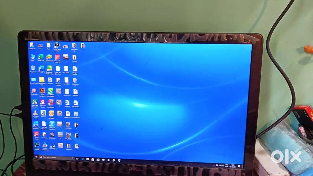 Dell (23inch) Inspiron 24 All-in-one computer