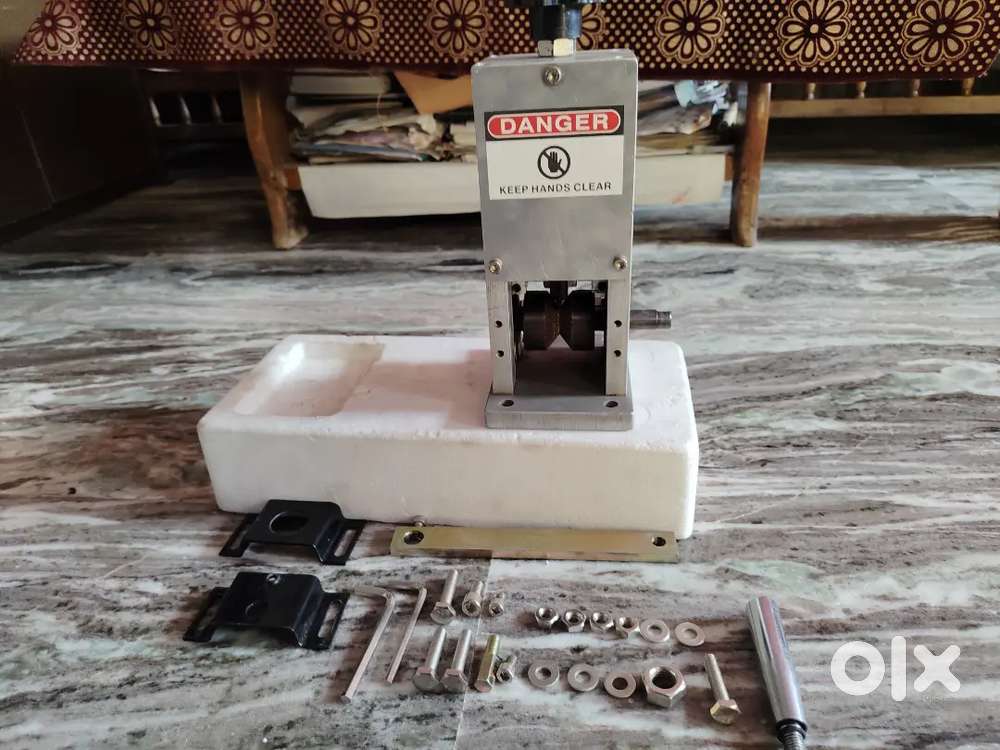 WIRE AND PVC STRIPPING MACHINE MANUAL 2MM TO 35 MM CUTTING STRIPPING