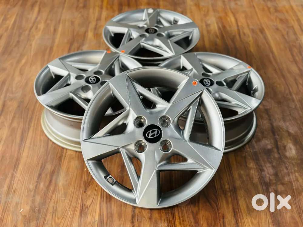 15 inch Aura OEM Alloy wheels set of four in best price for Verna i10