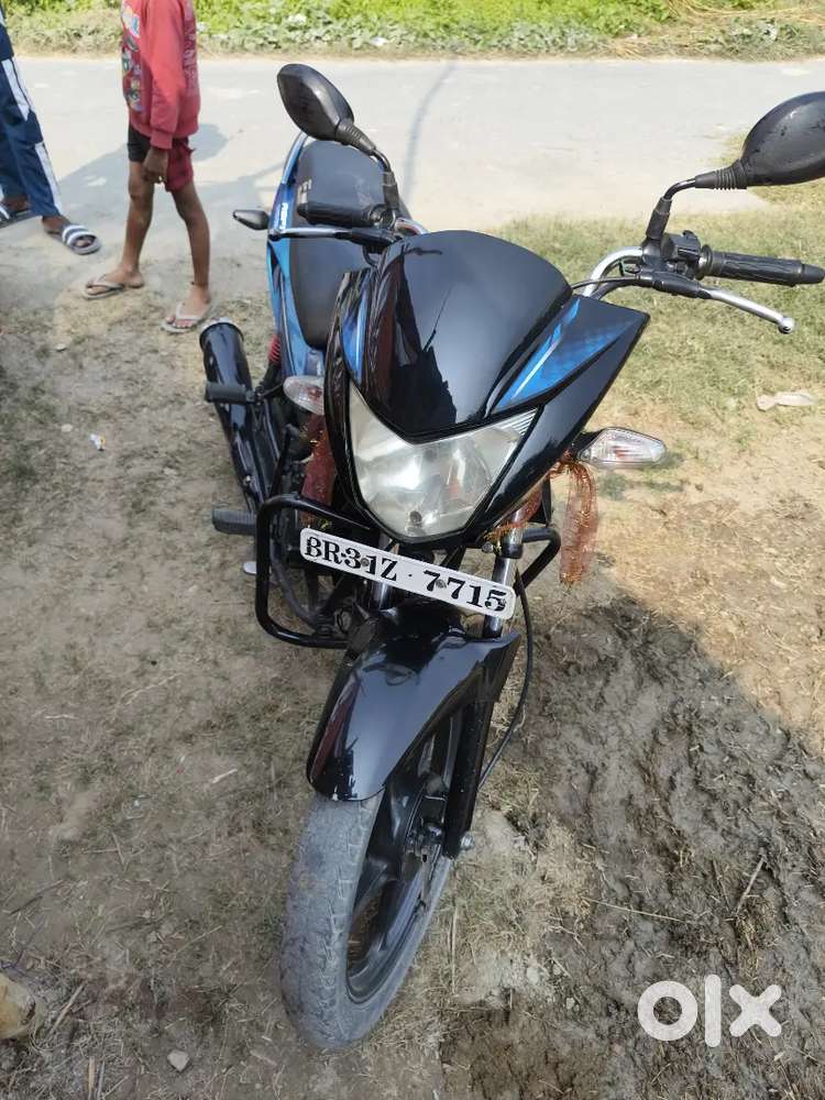 Glamour 2017 model very well condition,