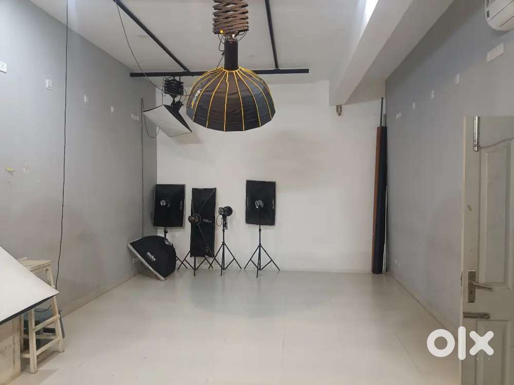 1000 sq ft clinic space or office for rent in Nungambakkam