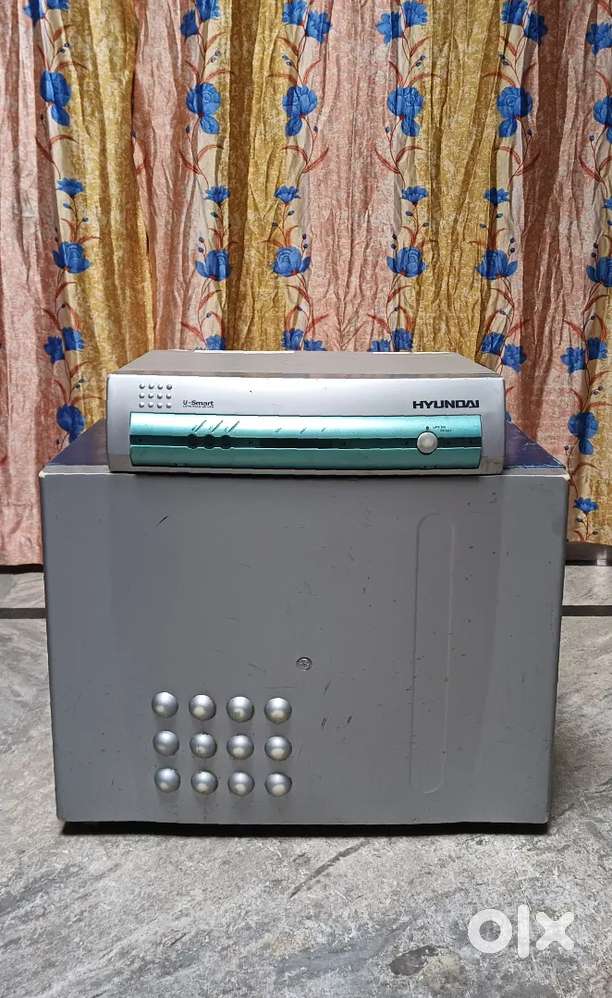 Hyundai Inverter & Trolley.