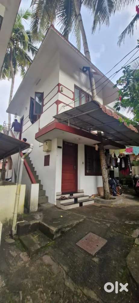 1st floor House for Rent