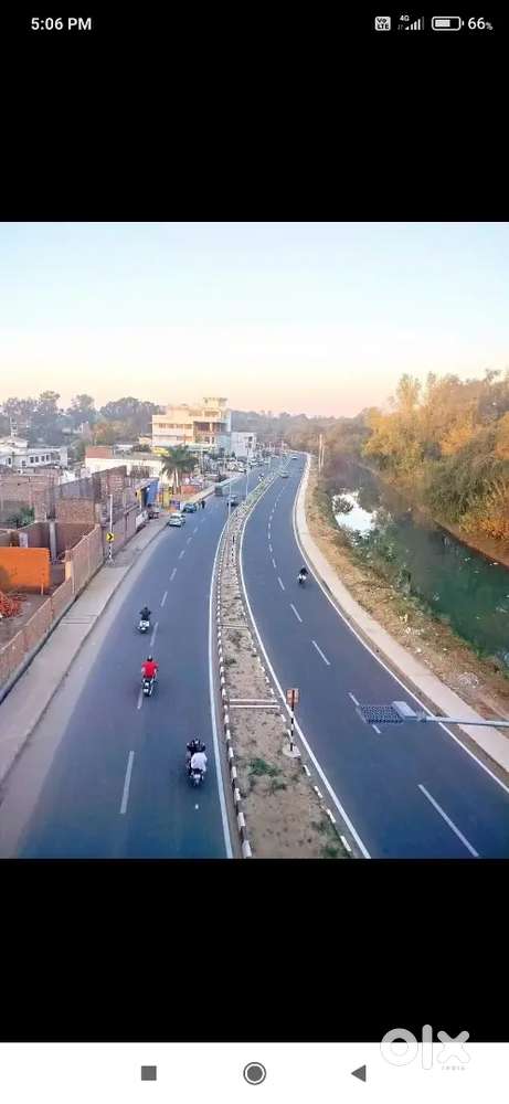 Commercial building on rent at prime location