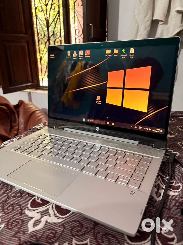 HP touchscreen x360 laptop, windows 11, 500 gb
