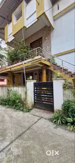 Semi furnished  3BHK in the 1st floor with car parking in “KAVOOR”