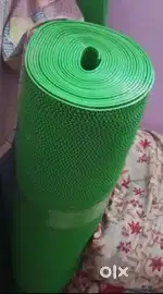 CARPET IN Green Colour GOOD THICKNESS