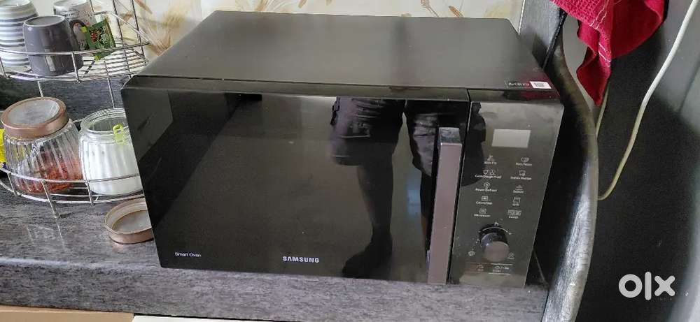 New Samsung conventional oven