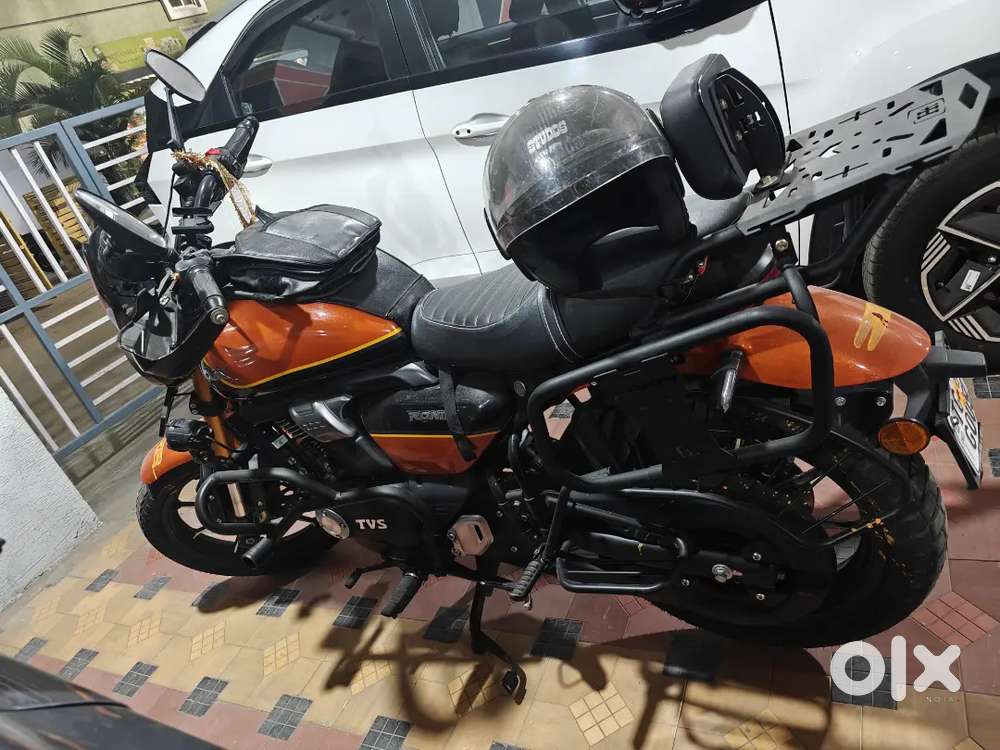 TVS RONIN BSVI Top Model Vehicle 12000 kms only Driven  Brand New Bike