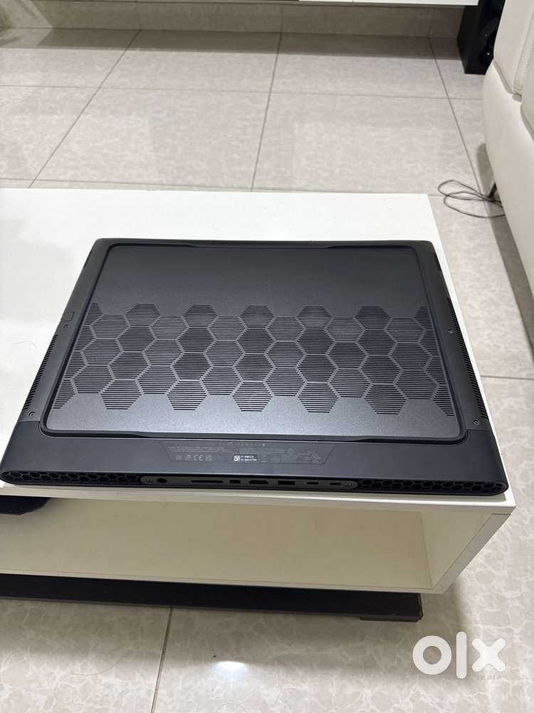 Alienware m18 r2 4070RTX