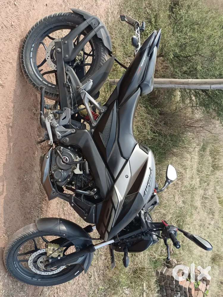Pulsar 160 abs