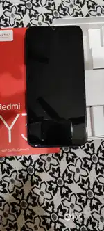 Mi y3 with box
