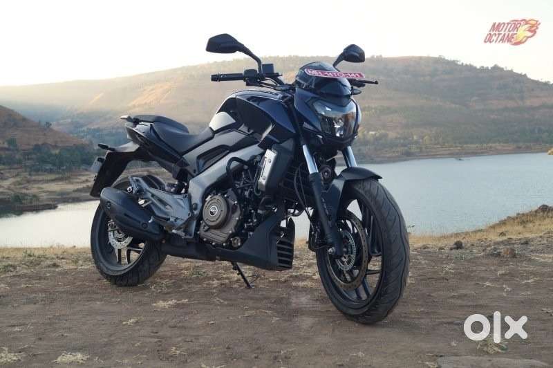 Beautiful Dominar 2017 brand new tyres only 18000 kms