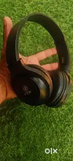 Branded headphone for sale