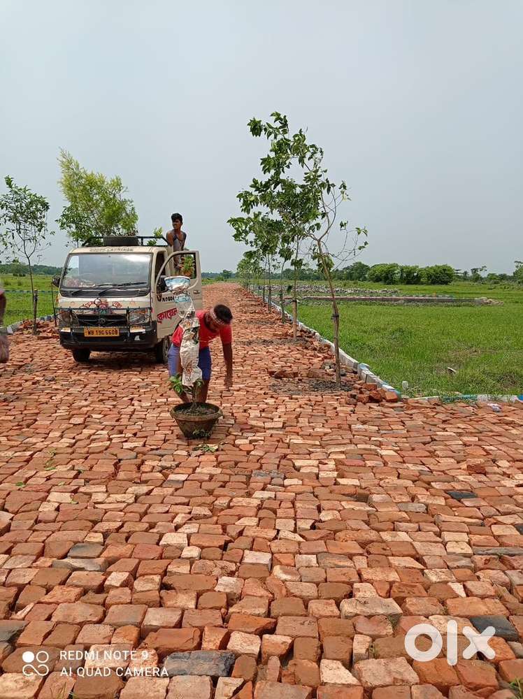 BOOK YOUR PLOT NOW EASY EMI FACILITIES AVAILABLE