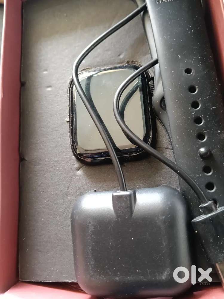 Hammer smart watch