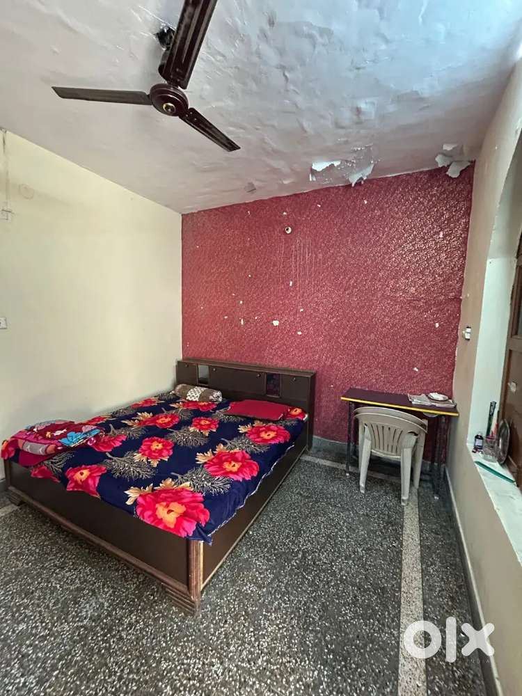 1 room set for rent izzat nagar mahendra gayatri hospital