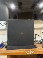 Play station 4 pro 1 tb