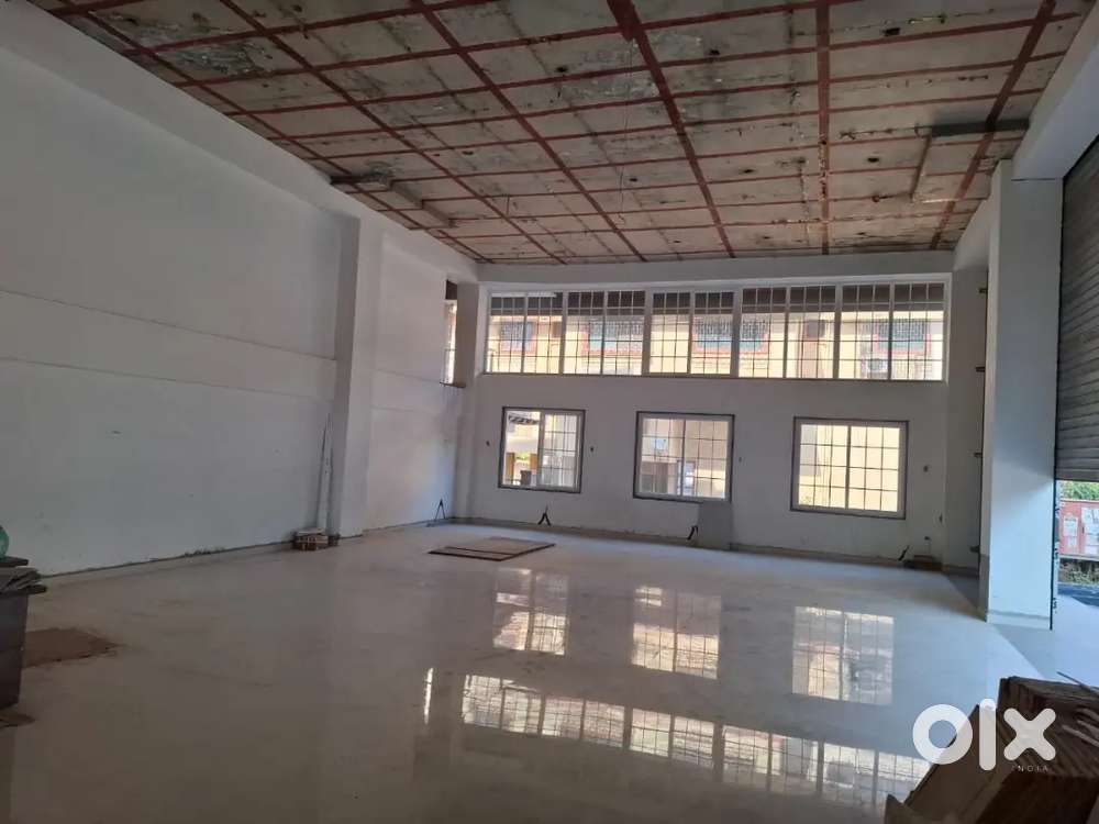 Showroom for Rent 180 sqmtr double Height at Betim Porvorim for 4 laks