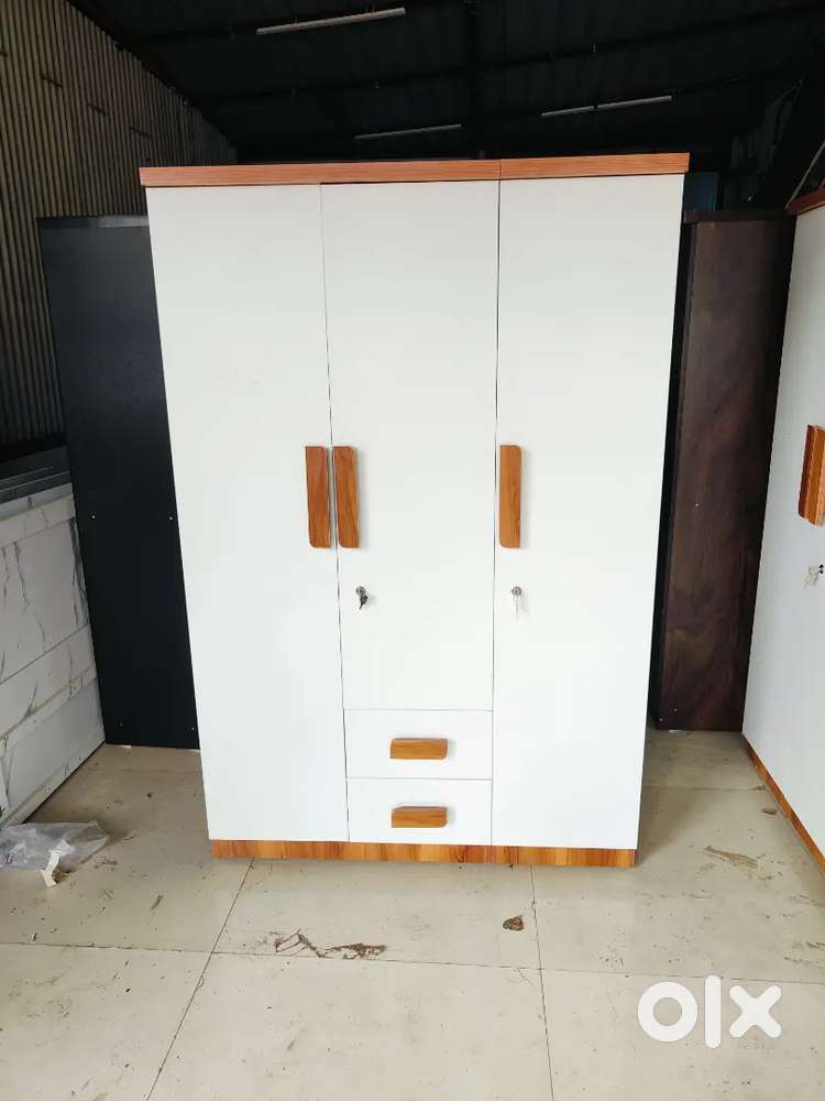 3 Door Wardrobe quality n quantity factory outlet sales