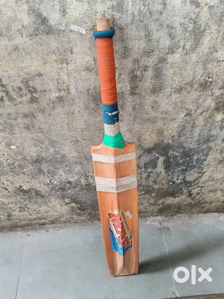 Cricket bat