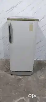 Samsaung 4 Star 190 litres  Single Door Fridge. Free Delivery.