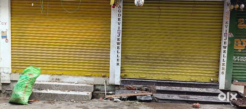 Shop rolling shutters