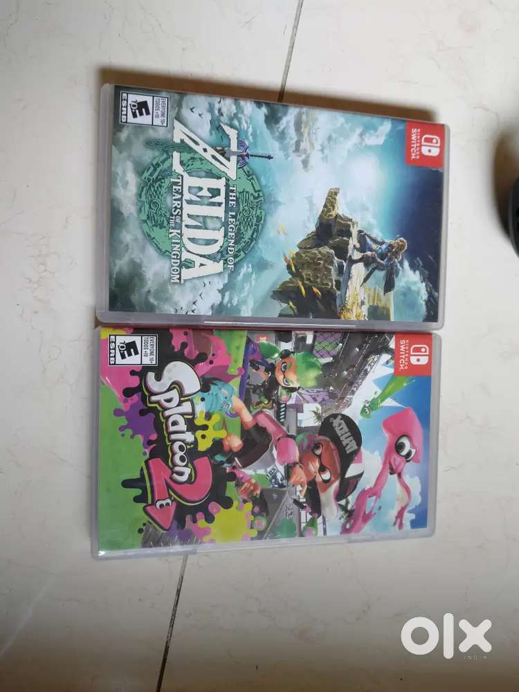 Nintendo Switch V2 Mario Kart 8 Dulex Bundle in Pristine condition