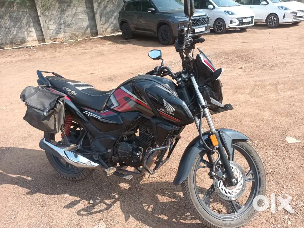 one hand chali h bike