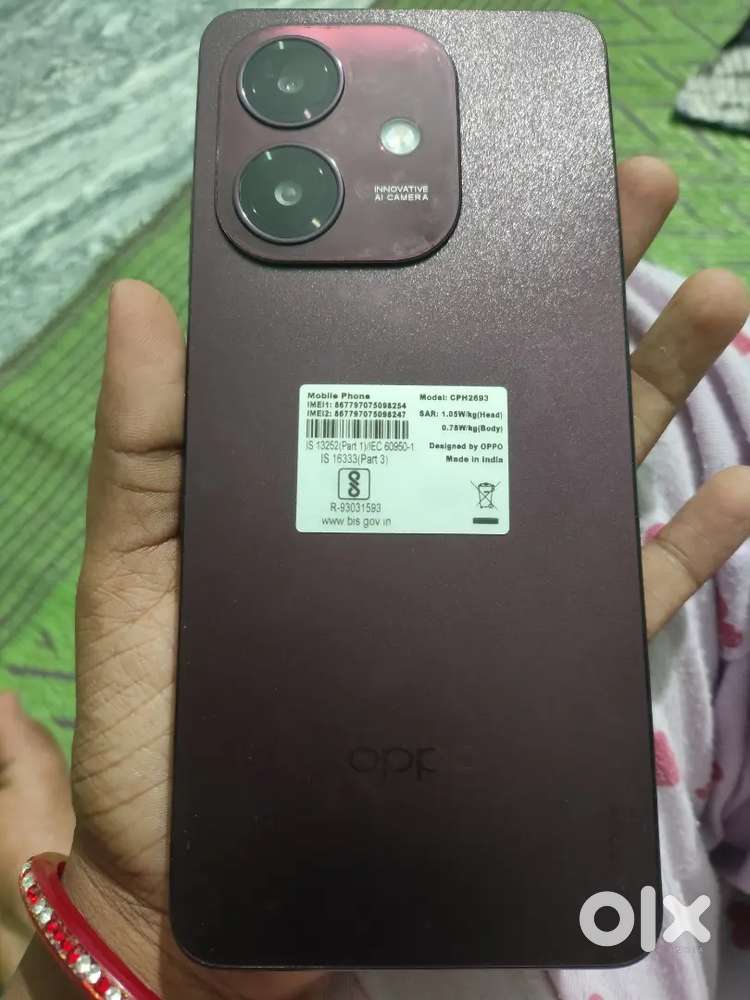 I am selling buy my new phone only 6minth used