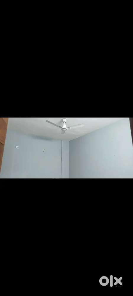 4 BHK flat for rent prime location Shankar Nagar