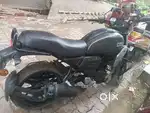 Arjent sel koi chalne vala nhi is liye bech rhe