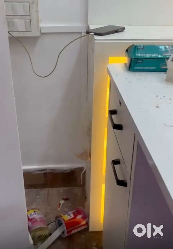 Suitable for Mobile Shop , Accesories Shop ,Stationary Shop , Pefume