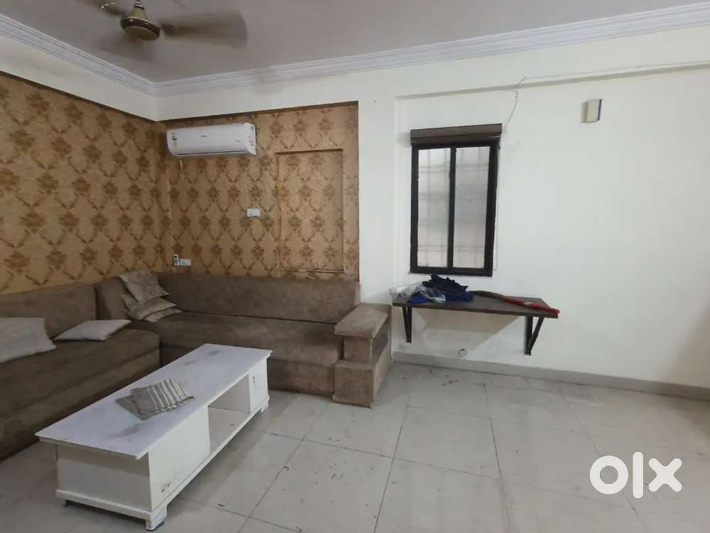 2bhk full furnist apartment for rent dubay colony mowa only famly alw