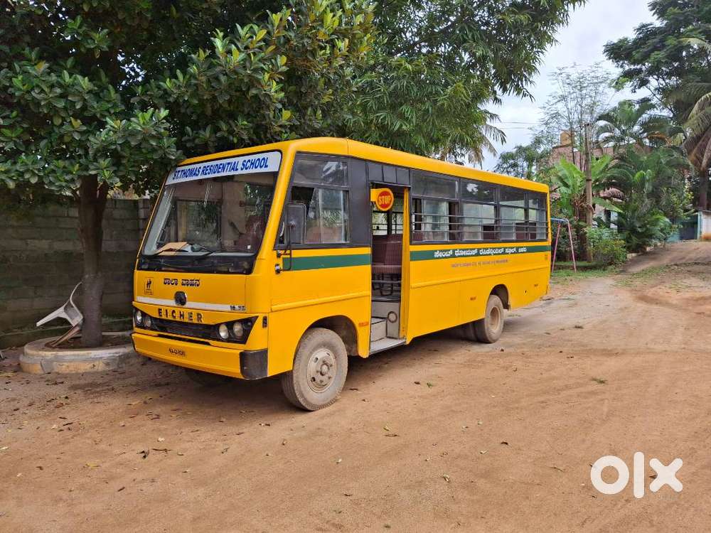 School bus 32 seater