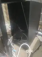 32 inch led tv and 2.1 boat sound bar with subwoofer