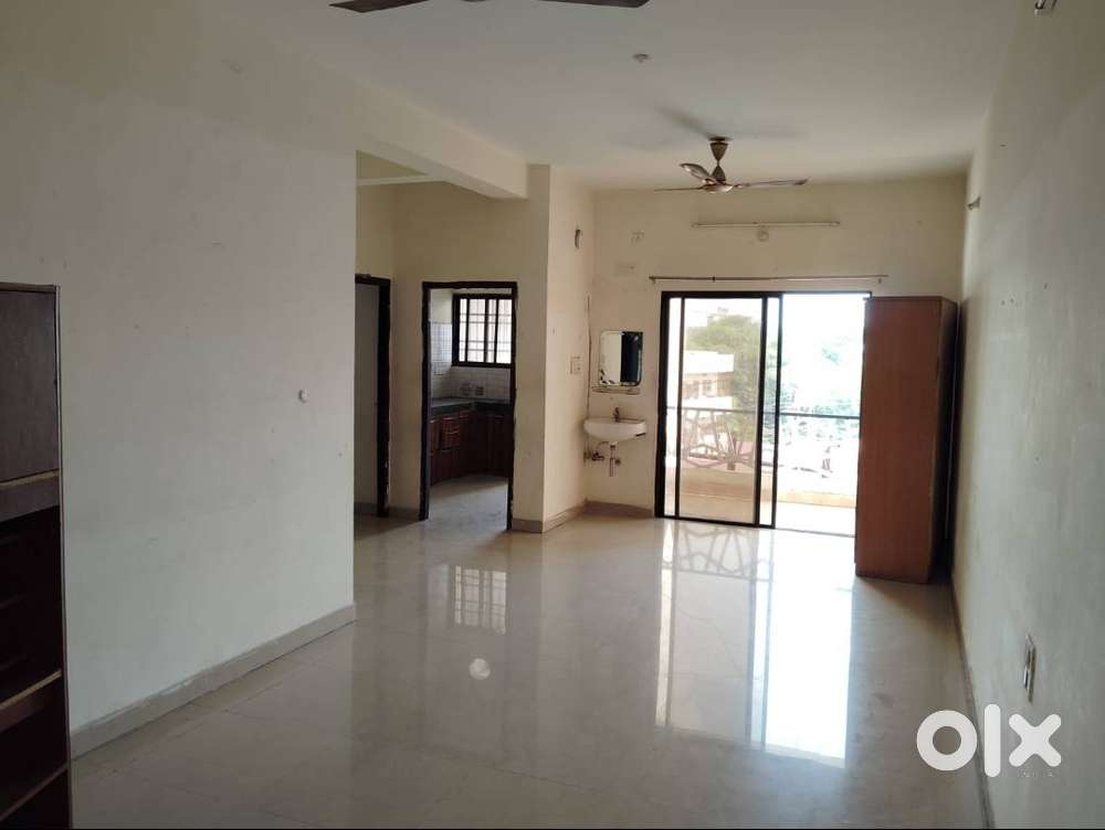 maharana chowk 2bhk house available family / bachelors