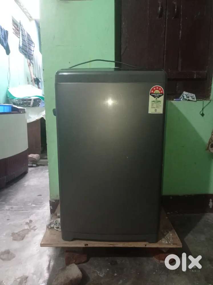 Haier 6.5kg top load washing machine. ...