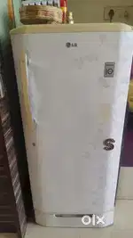 LG fridge for Sell.