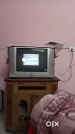 Lg tv with trolley