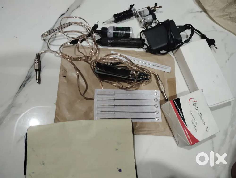Tattoo machine with full kit