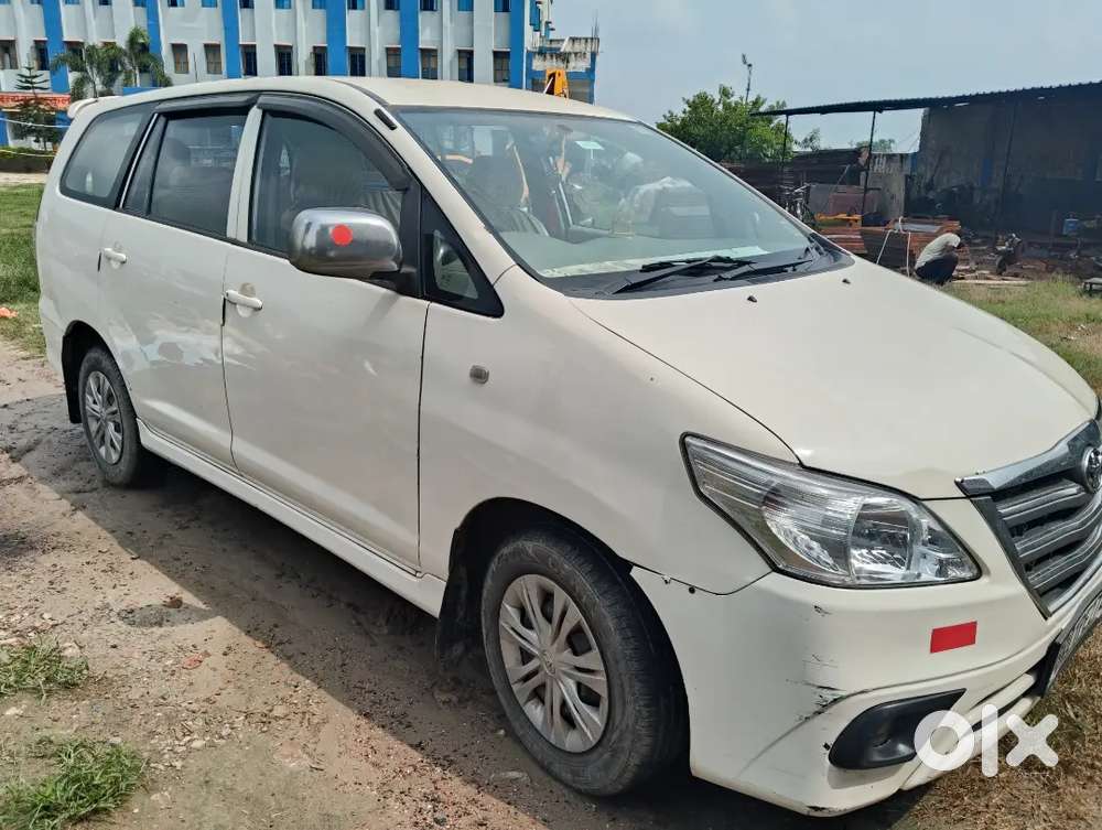 Toyota Innova 2013 Diesel Well Maintained