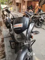 2017. Honda, CBShine
