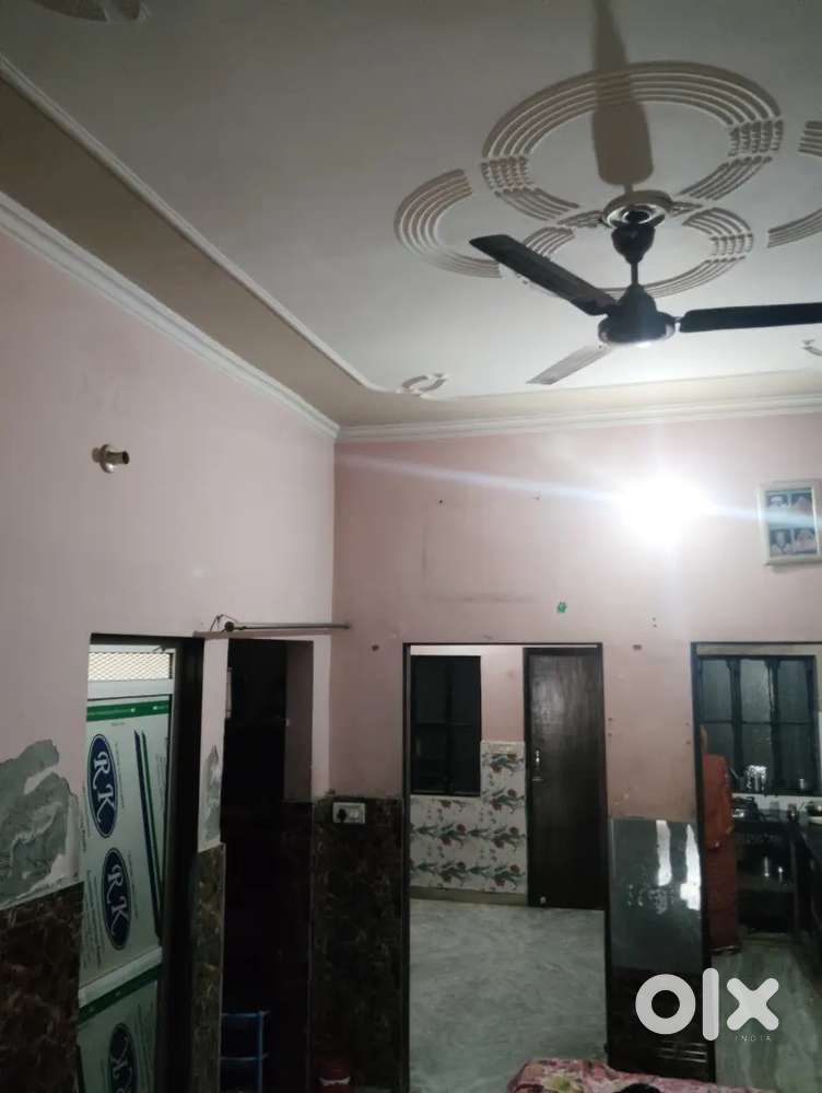 1BHK Seprate House for Family is available for rent