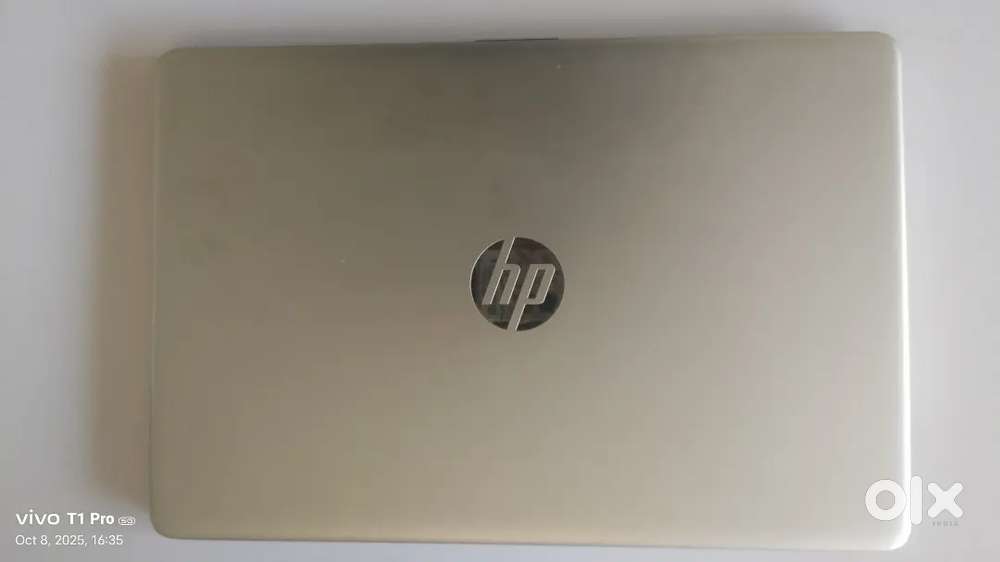 HP Laptop i3 windows 10