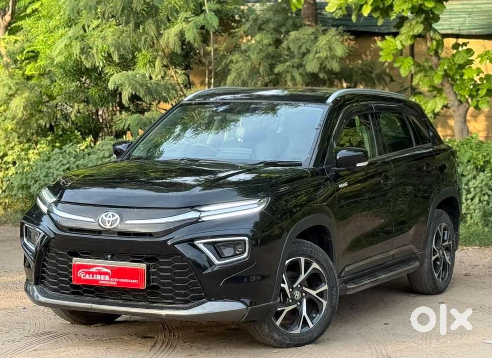 Toyota Urban Cruiser Hyryder 1.5 V Hybrid, 2023, Petrol