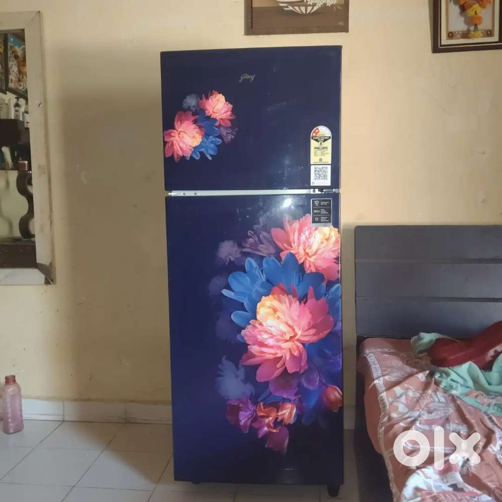 Good condion new fridge 1year used only