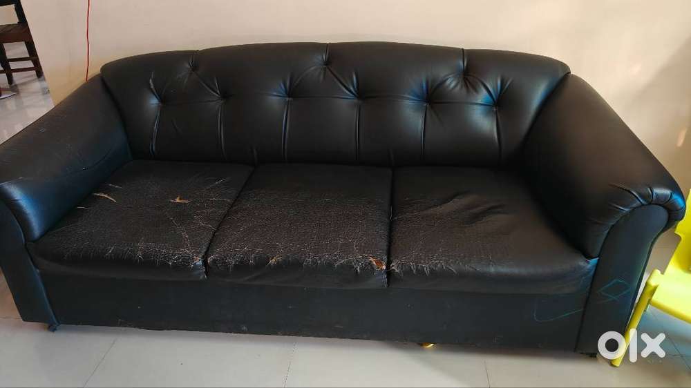 Used sofa for just 3000 at Edappally