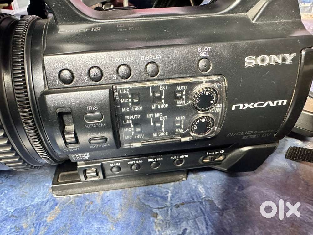 Sony nx100 camera good condition